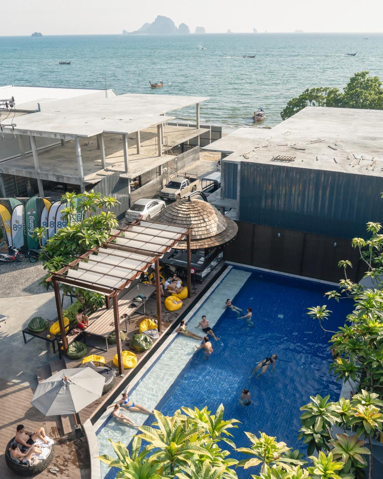 Sea Beach Hostel & Club Aonang Beachfront Ao Nang Exterior photo